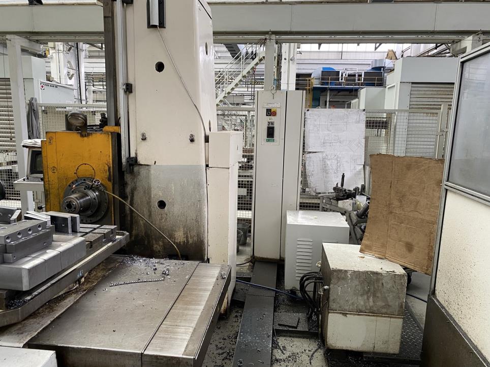 Metal working machines and work equipment (safety shoes)-4